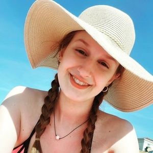 Meet your Posher, Jena